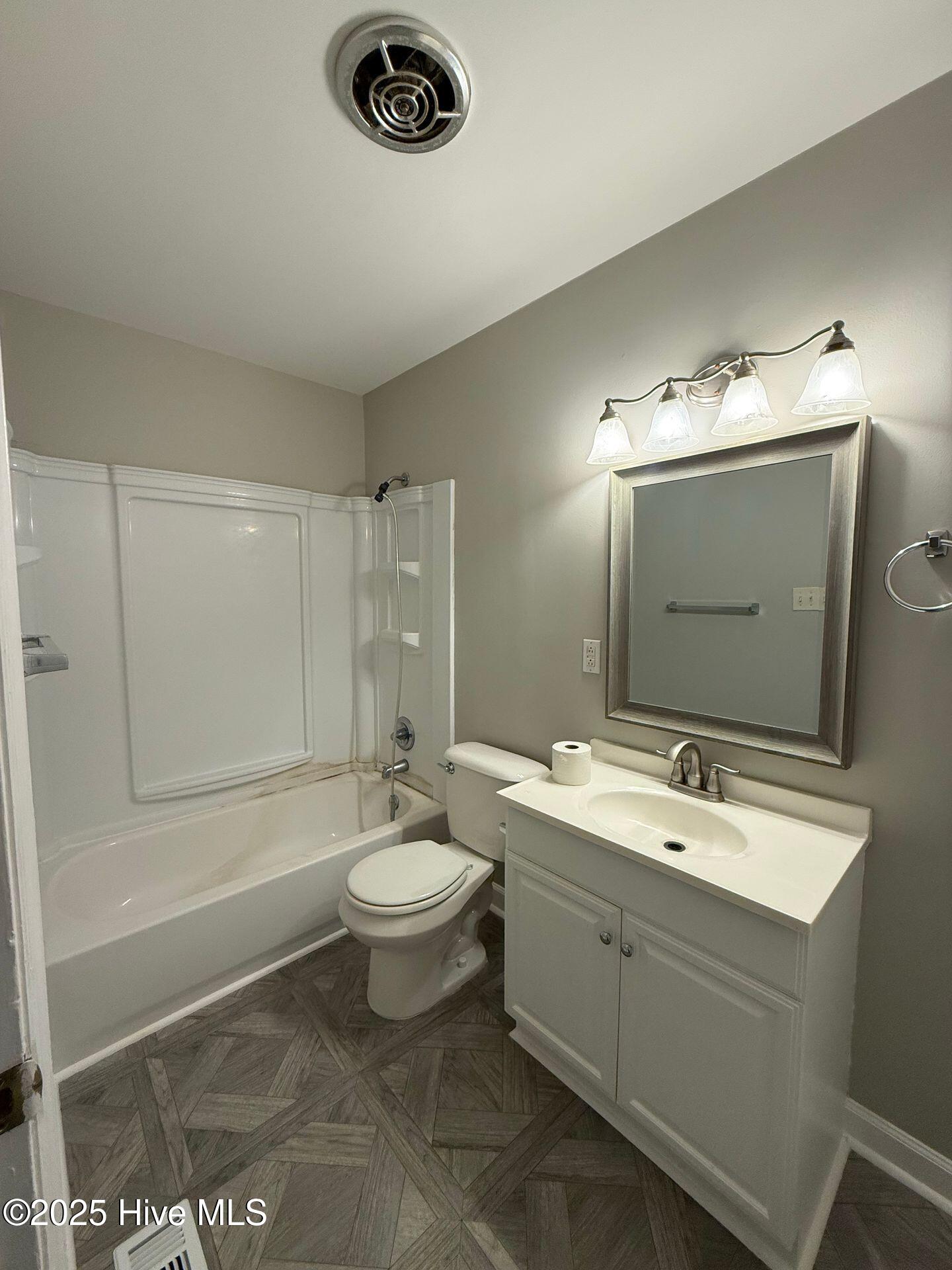 1155 Lake Cole Road Midway Park, NC 28544 - Photo 10 of 11 hallway full bathroom