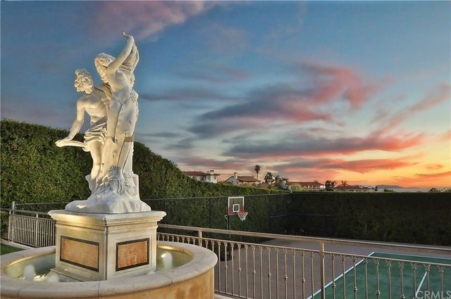 $9,350,000 | 999 Paseo La Cresta, Palos Verdes Estates, CA 90274
