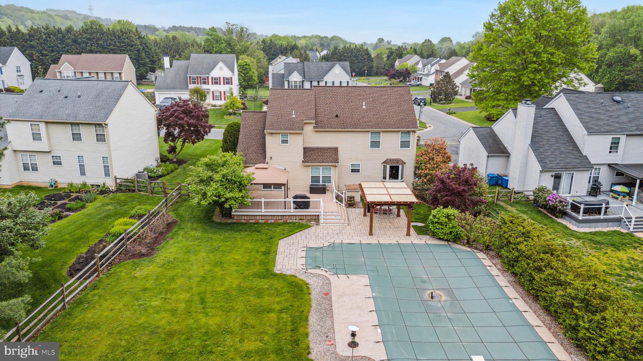 24 Oakview Drive Newark, DE 19702 - Photo 29 of 39 an aerial view of multiple houses with a yard