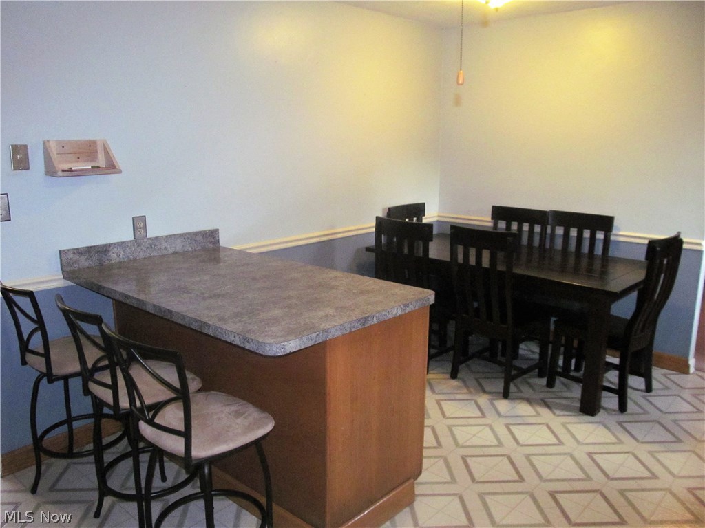 16230 Howe Road Strongsville, OH 44136 - Photo 4 of 15
