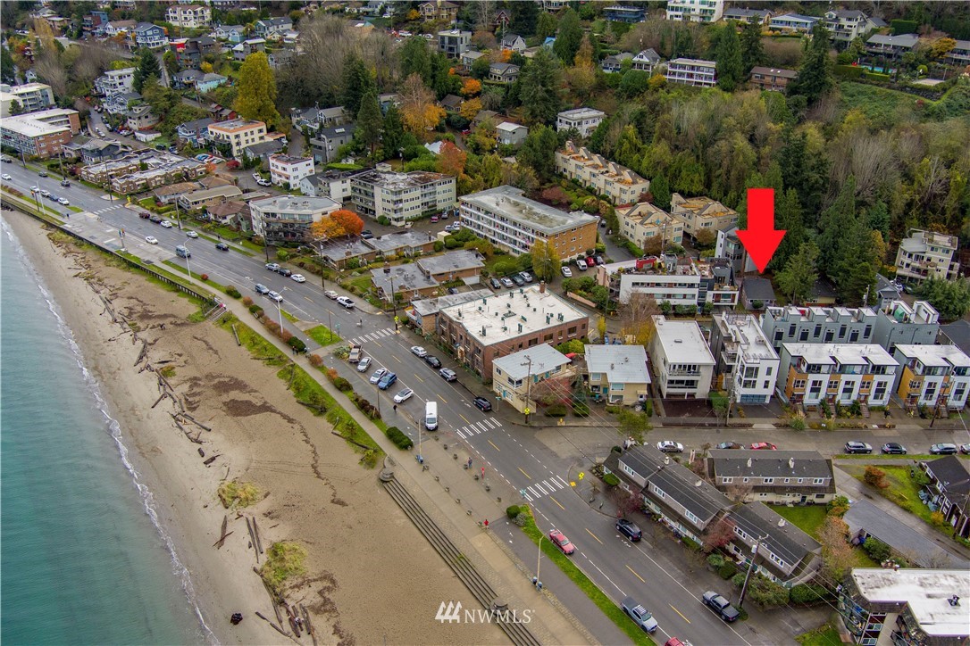 2426 Wickstrom Place Southwest Seattle, WA 98116 - Photo 24 of 25