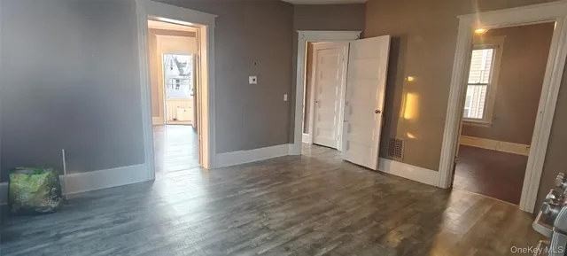 $1,900 | 27 Franklin Street, Unit 1F, Poughkeepsie, NY 12601