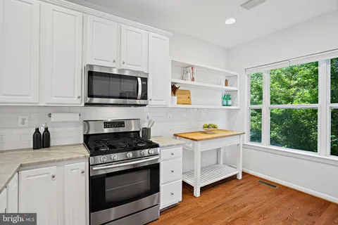 $1,075,000 | 2123 12th Place Northwest, Washington, DC 20009