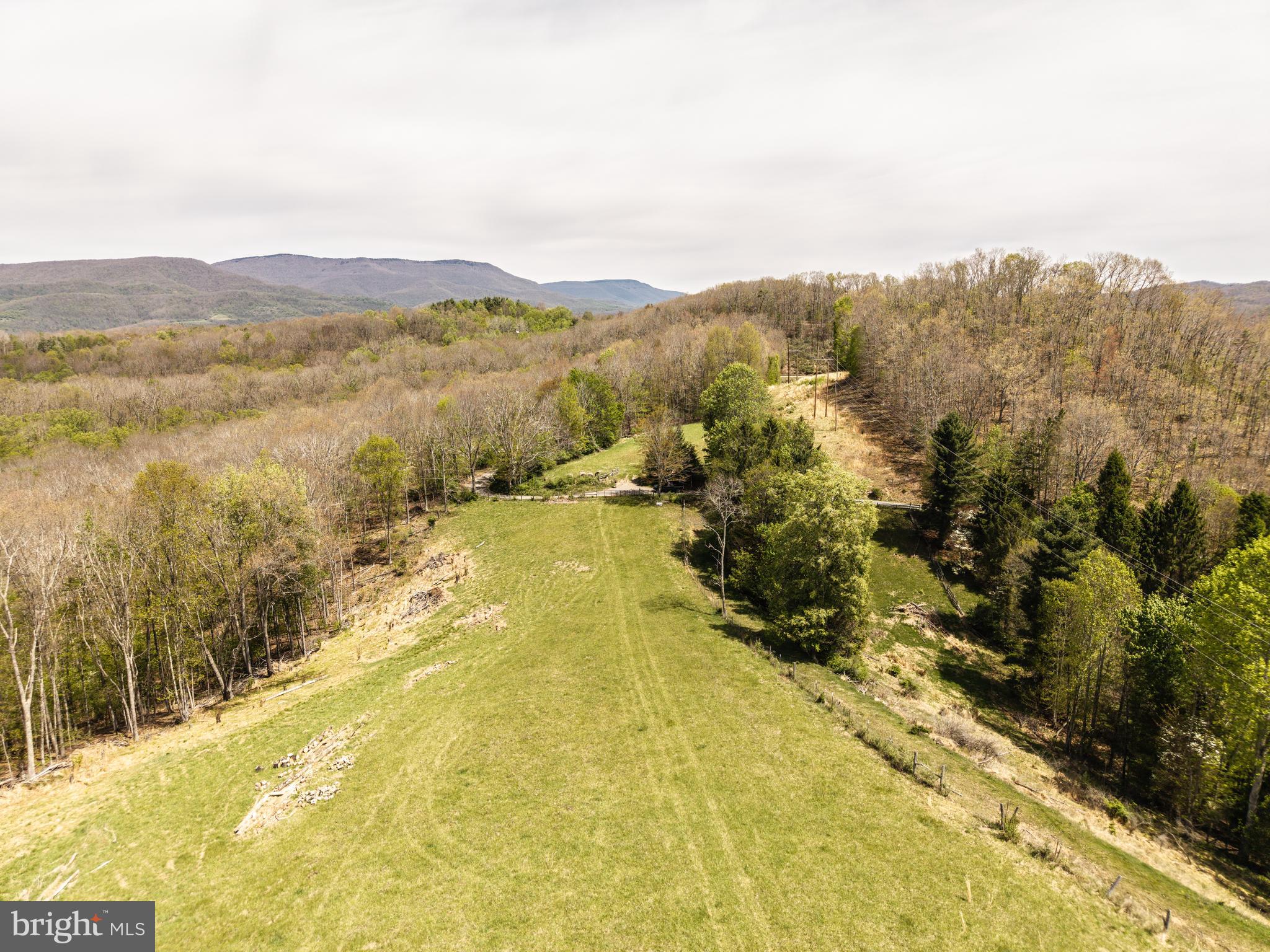 2084 Co Rte 1/14 Cass, WV 24927 - Photo 9 of 84 Gallery Image 9