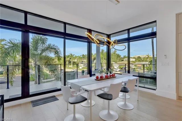 $1,970,000 | 850 Central Avenue, Unit 205, Naples, FL 34102