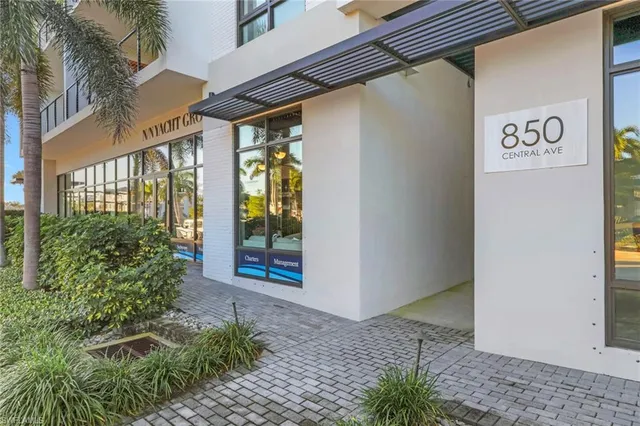 $1,970,000 | 850 Central Avenue, Unit 205, Naples, FL 34102