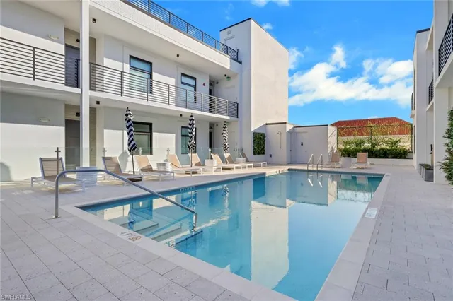 $1,970,000 | 850 Central Avenue, Unit 205, Naples, FL 34102