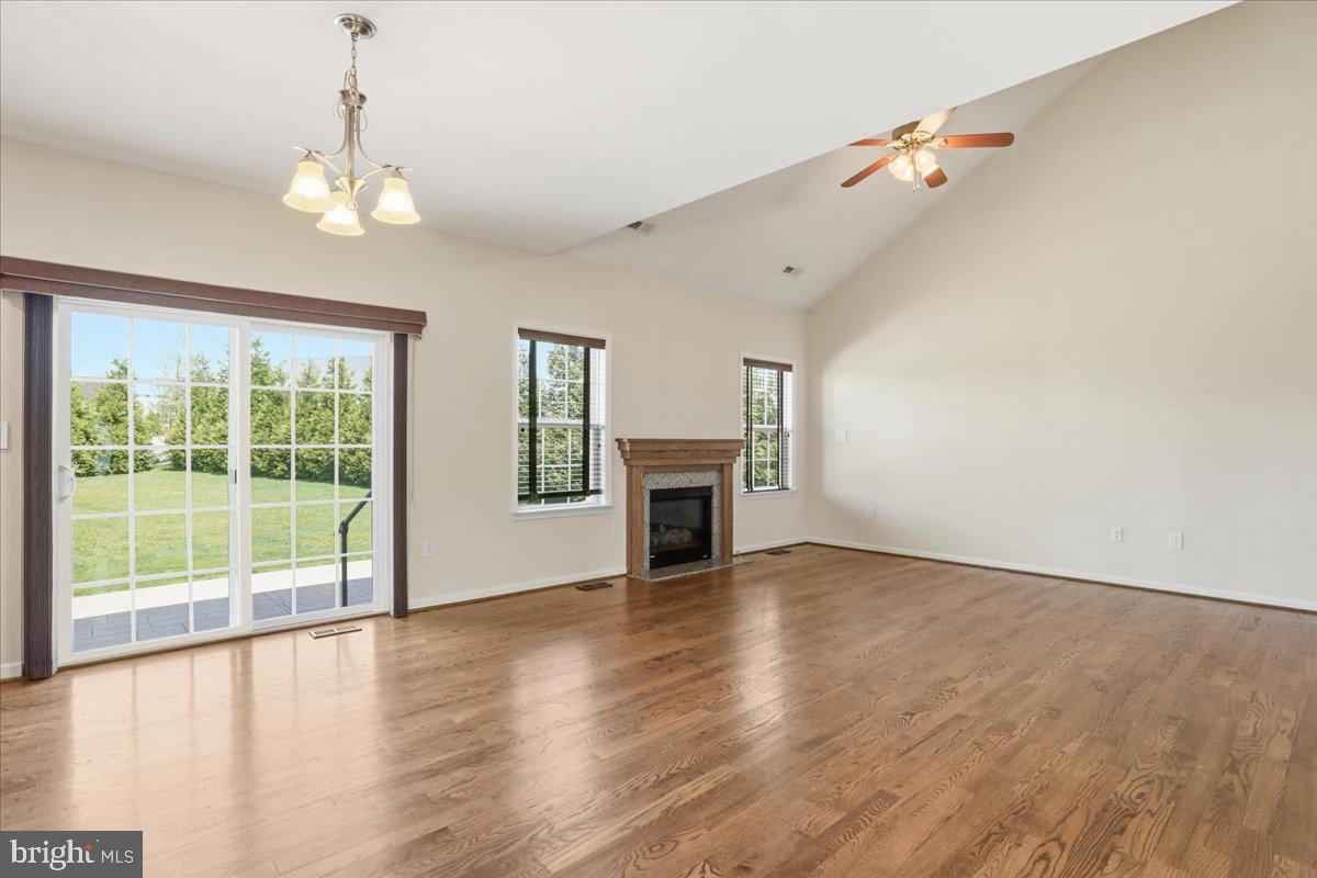 312 Boise Road Inwood, WV 25428 - Photo 7 of 33