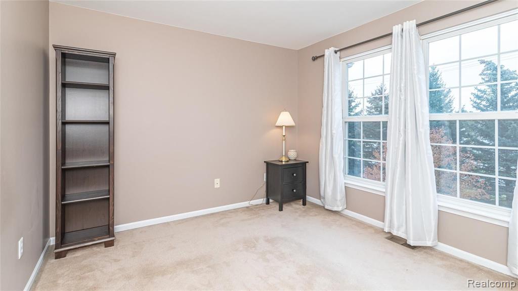 44745 Ellery Lane Novi, MI 48377 - Photo 16 of 24