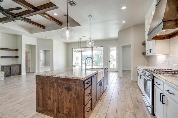 $4,000 | 1221 Crown Valley Drive, Weatherford, TX 76087