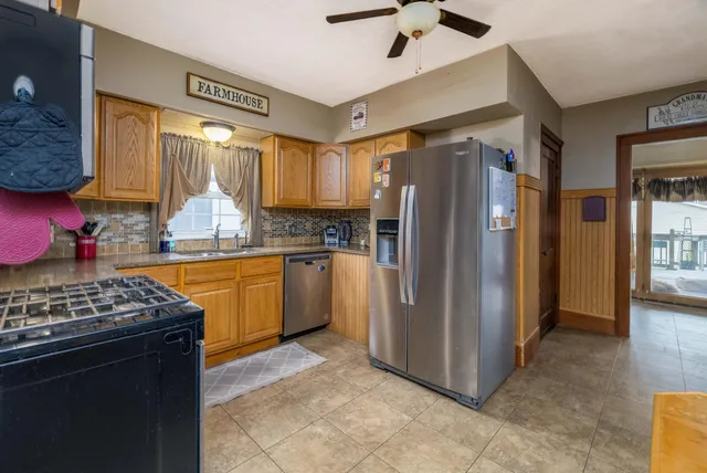 $210,000 | 313 East Graham Street, Kentland, IN 47951