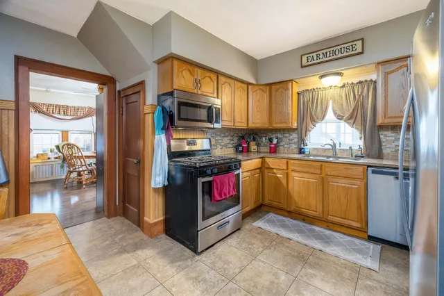 $210,000 | 313 East Graham Street, Kentland, IN 47951