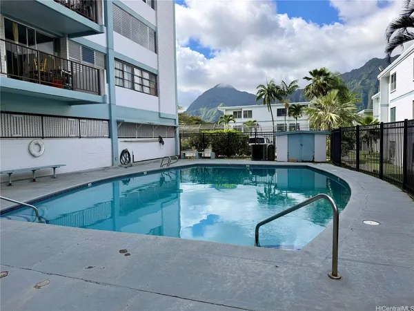 $2,700 | 45-535 Luluku Road, Unit G2, Kaneohe, HI 96744