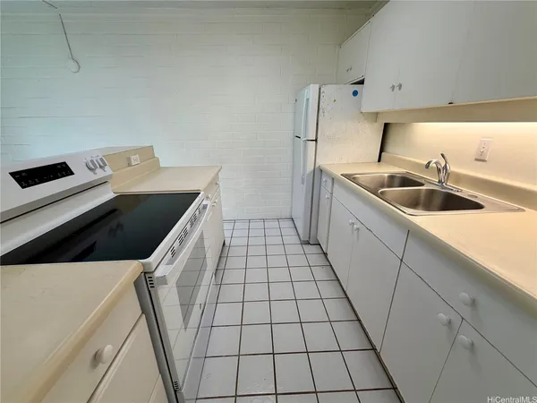 $2,700 | 45-535 Luluku Road, Unit G2, Kaneohe, HI 96744