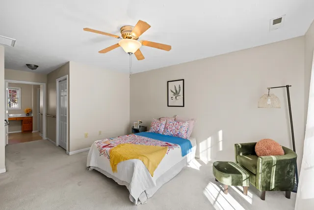 $379,900 | 206 Red Oaks Drive, Staunton, VA 24401