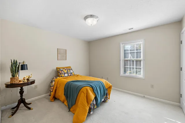 $379,900 | 206 Red Oaks Drive, Staunton, VA 24401