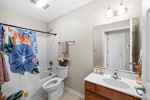 $379,900 | 206 Red Oaks Drive, Staunton, VA 24401