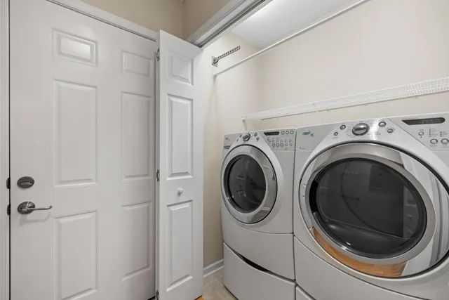 $379,900 | 206 Red Oaks Drive, Staunton, VA 24401