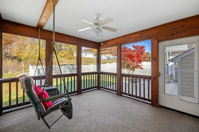 $379,900 | 206 Red Oaks Drive, Staunton, VA 24401