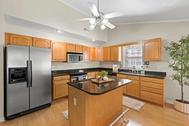 $379,900 | 206 Red Oaks Drive, Staunton, VA 24401