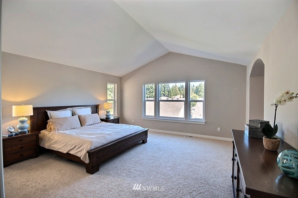 982 Jericho Place Northeast Renton, WA 98059 - Photo 11 of 24