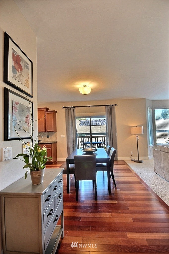 982 Jericho Place Northeast Renton, WA 98059 - Photo 3 of 24