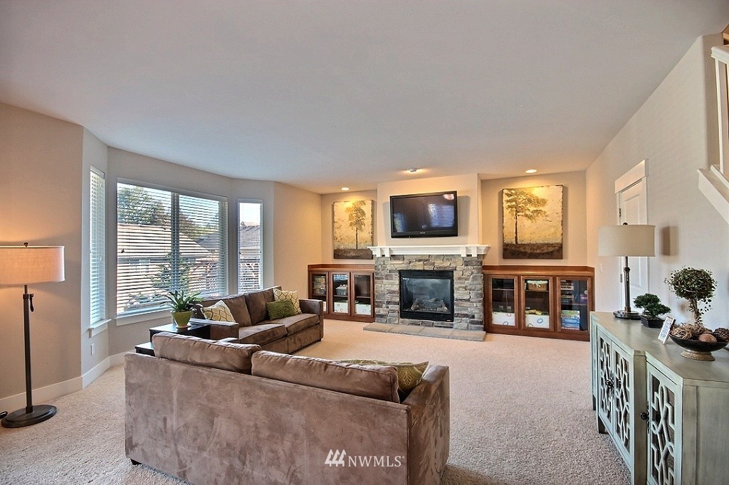 982 Jericho Place Northeast Renton, WA 98059 - Photo 6 of 24