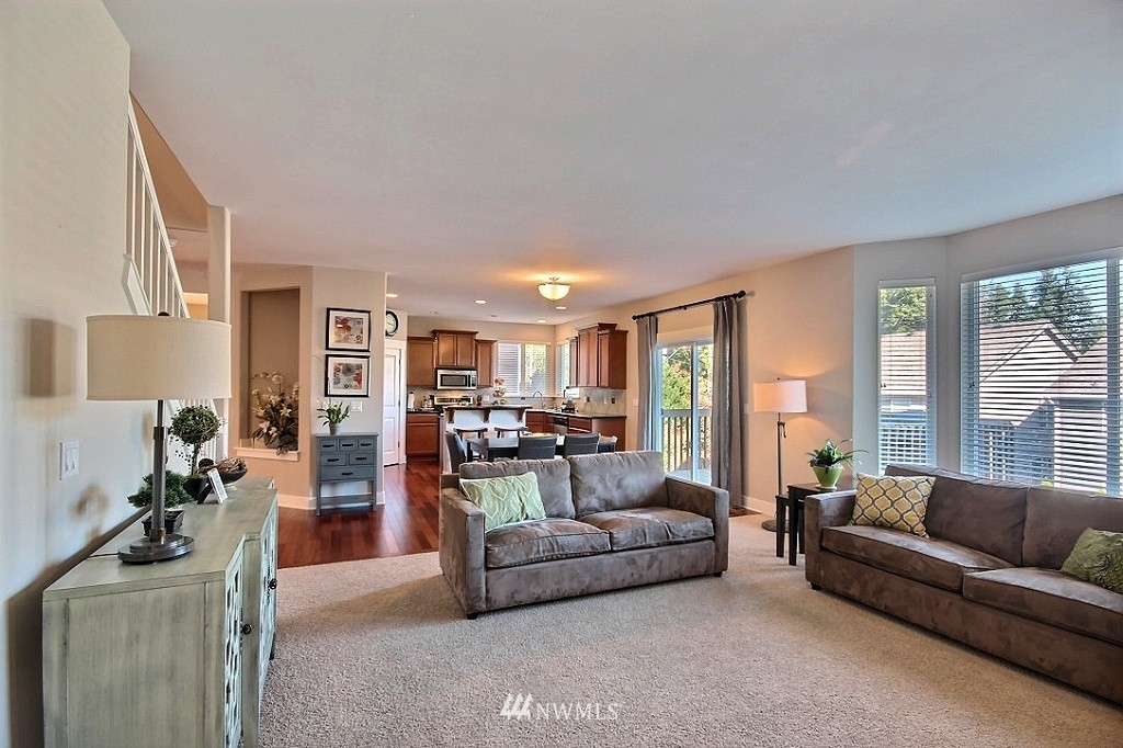 982 Jericho Place Northeast Renton, WA 98059 - Photo 7 of 24