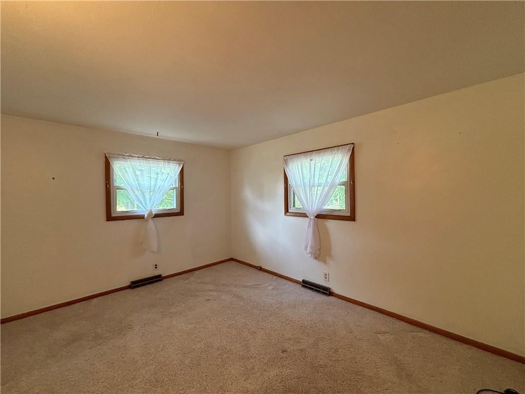 1609 Green Valley Road St. Joseph, MO 64505 - Photo 10 of 17 Gallery Image 10