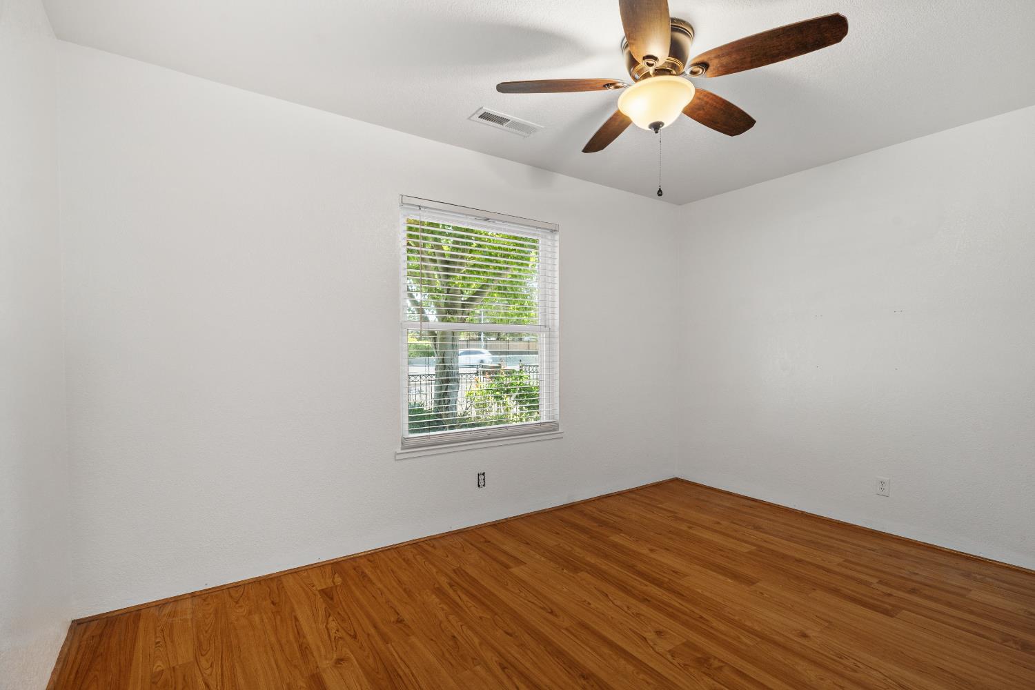 9713 Thornton Road Stockton, CA 95209 - Photo 29 of 49