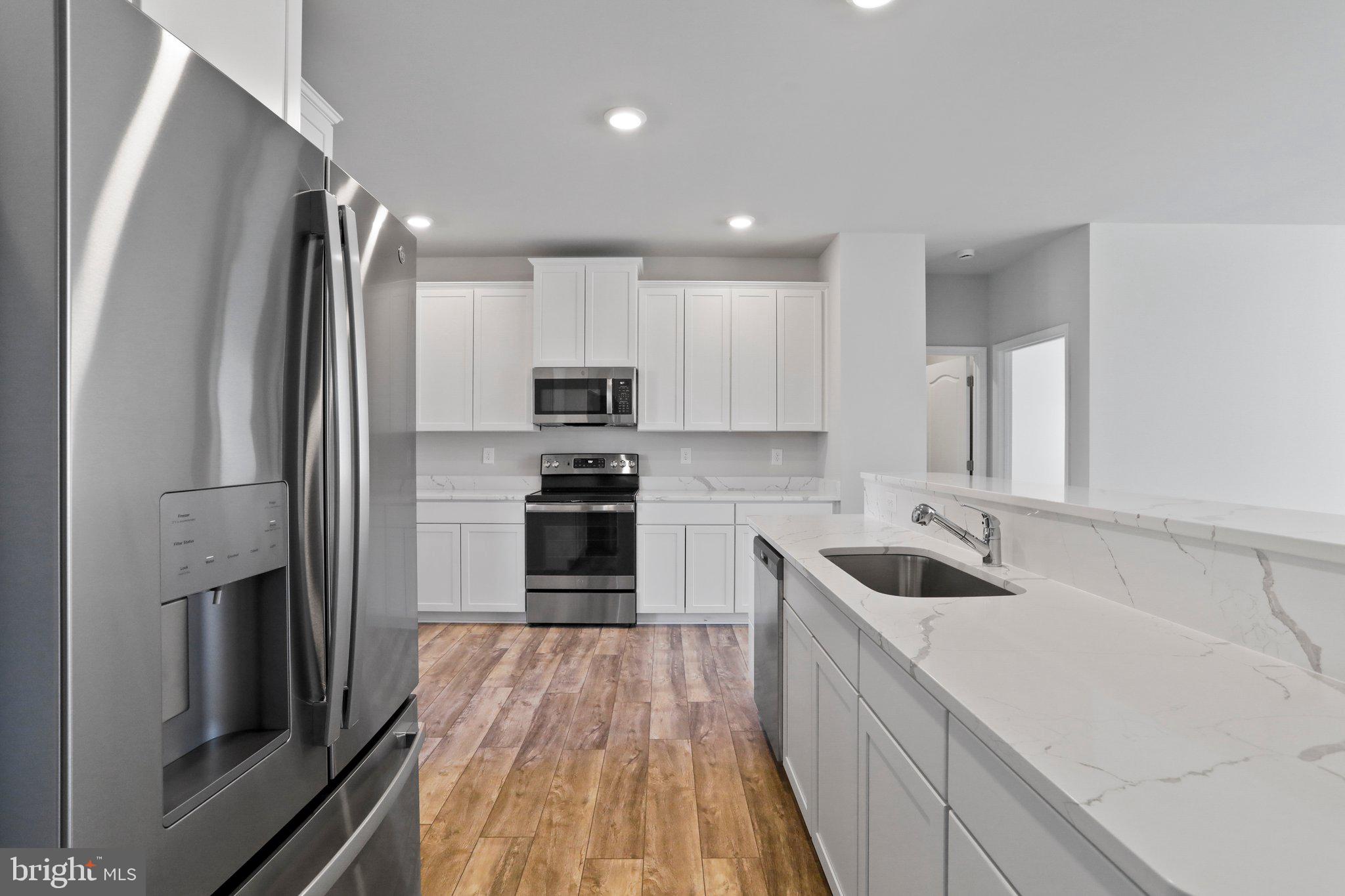 143 Chesterfield Drive Falling Waters, WV 25419 - Photo 11 of 35