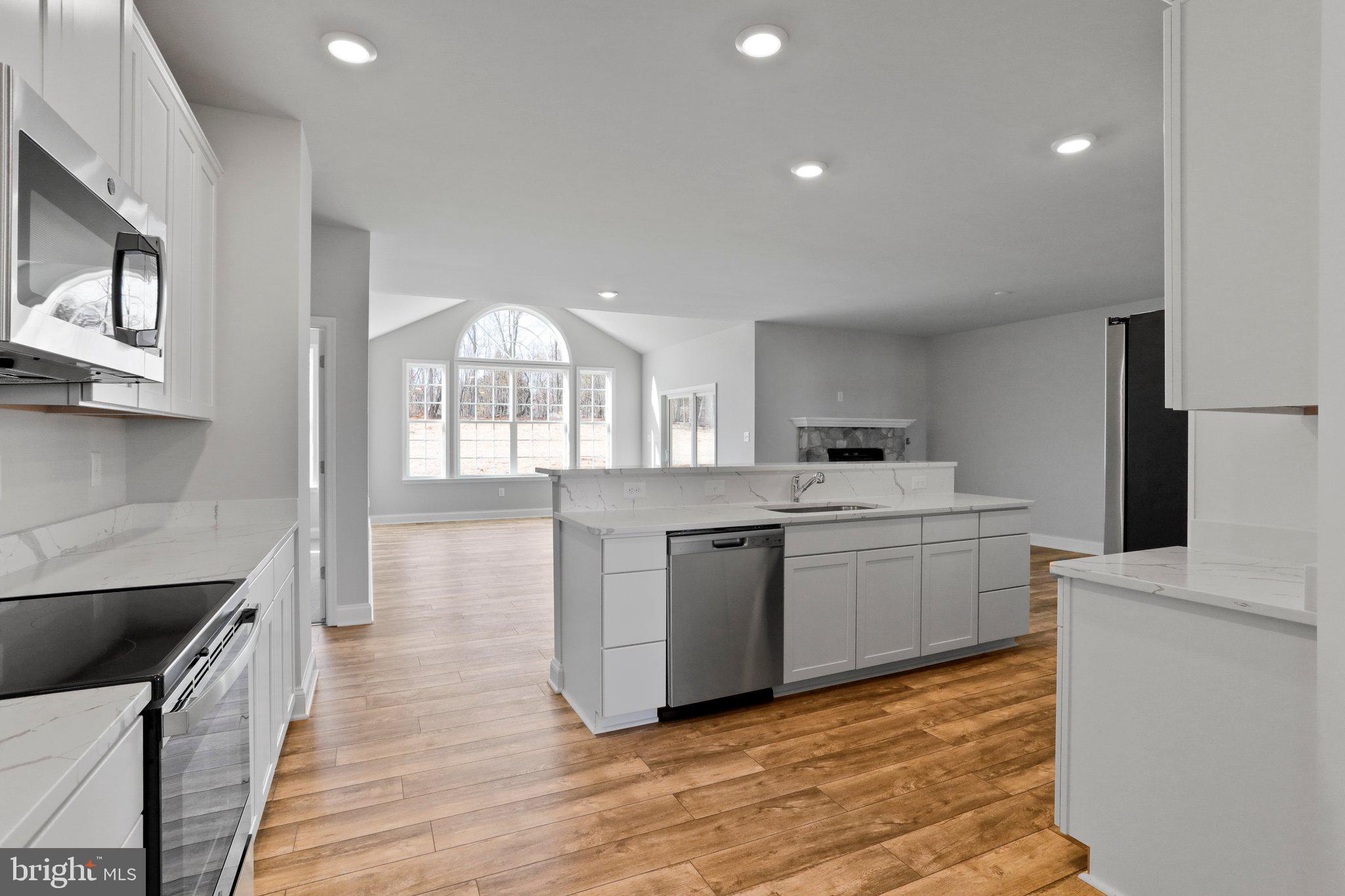 143 Chesterfield Drive Falling Waters, WV 25419 - Photo 12 of 35