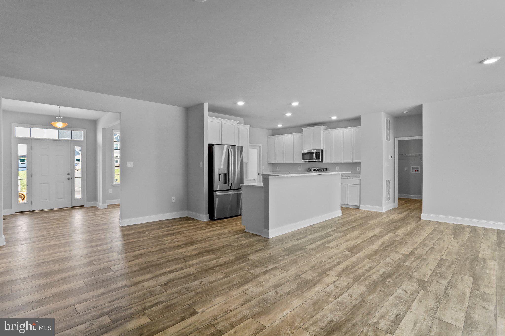 143 Chesterfield Drive Falling Waters, WV 25419 - Photo 6 of 35