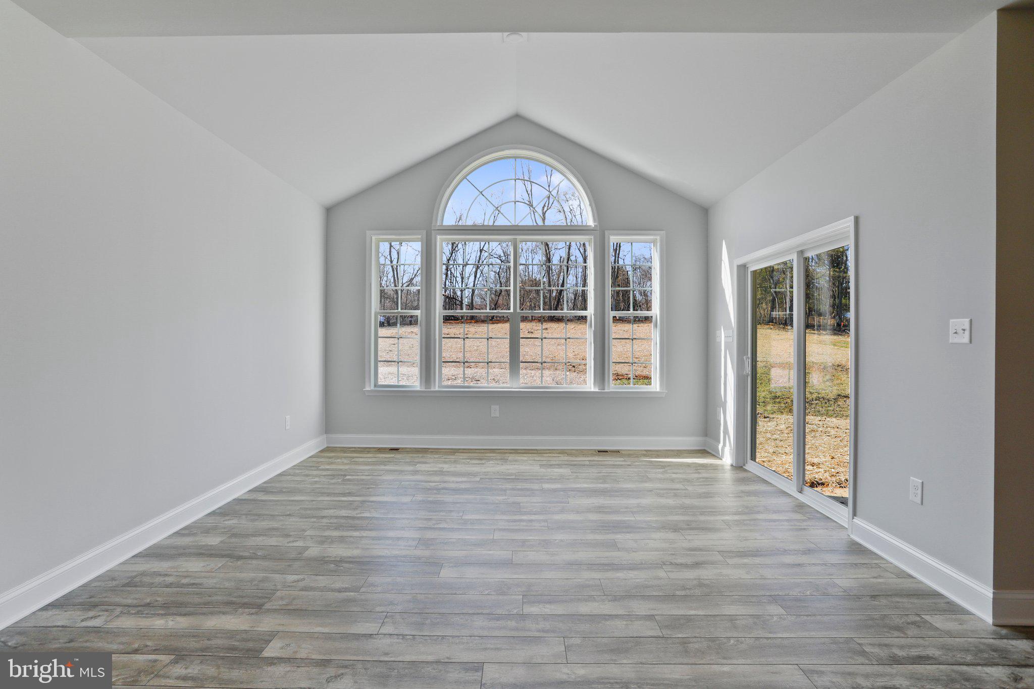 143 Chesterfield Drive Falling Waters, WV 25419 - Photo 7 of 35