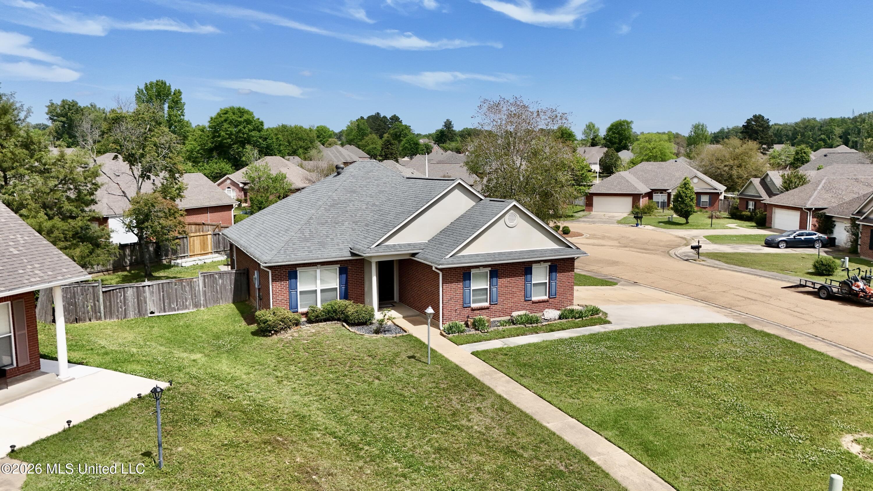 113 Oakleigh Drive Clinton, MS 39056 - Photo 7 of 35 dji_fly_20260410_115914_0888_17758488575