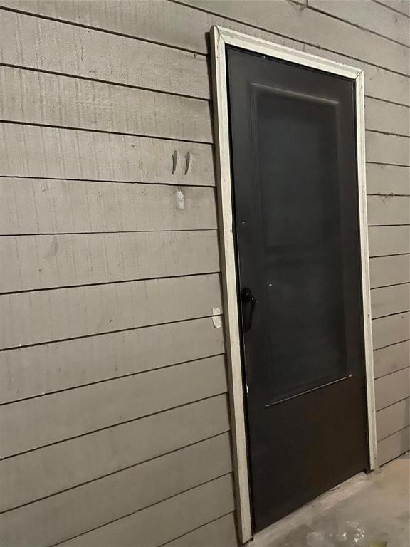 8545 Midpark Road, Unit 11 Dallas, TX 75240 - Photo 16 of 19 a bathroom with a shower