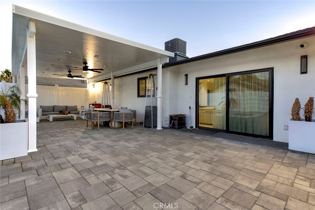 10263 Strathern Street Sun Valley, CA 91352 - Photo 13 of 19 a view of a hall with a tv
