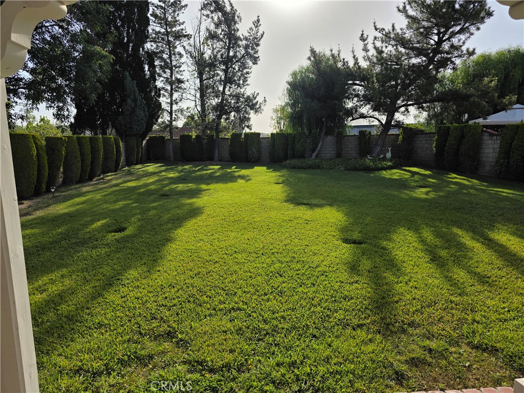 28012 Tupelo Ridge Drive Valencia, CA 91354 - Photo 4 of 26