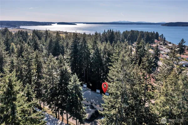 $350,000 | 4615 Grandview Drive West, Unit B, University Place, WA 98466