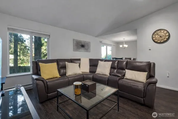 $350,000 | 4615 Grandview Drive West, Unit B, University Place, WA 98466