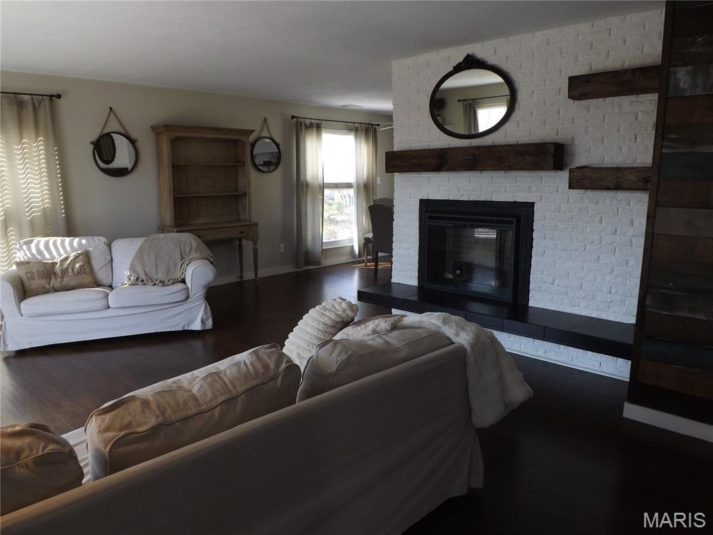 5697 Lake Tishomingo Road Hillsboro, MO 63050 - Photo 14 of 49