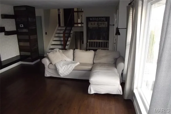 $399,500 | 5697 Lake Tishomingo Road, Hillsboro, MO 63050