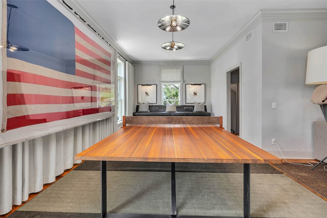 295 McIntosh Avenue St. Simons Island, GA 31522 - Photo 15 of 77 Dining area