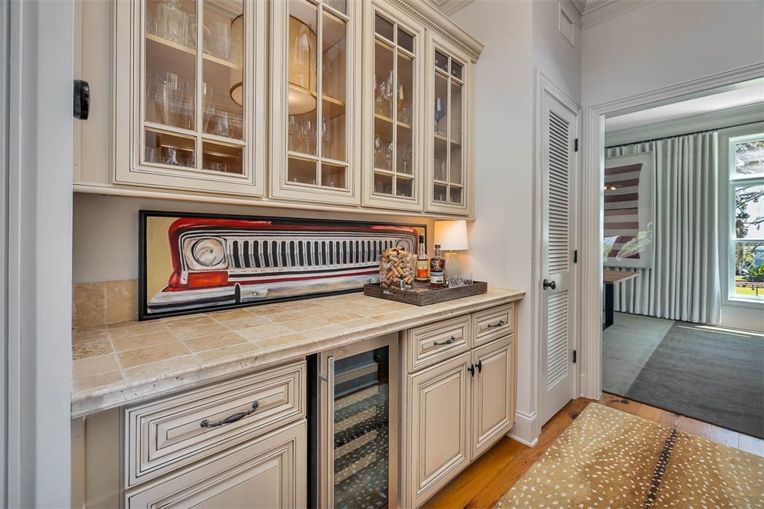 295 McIntosh Avenue St. Simons Island, GA 31522 - Photo 20 of 77 Butler's Pantry