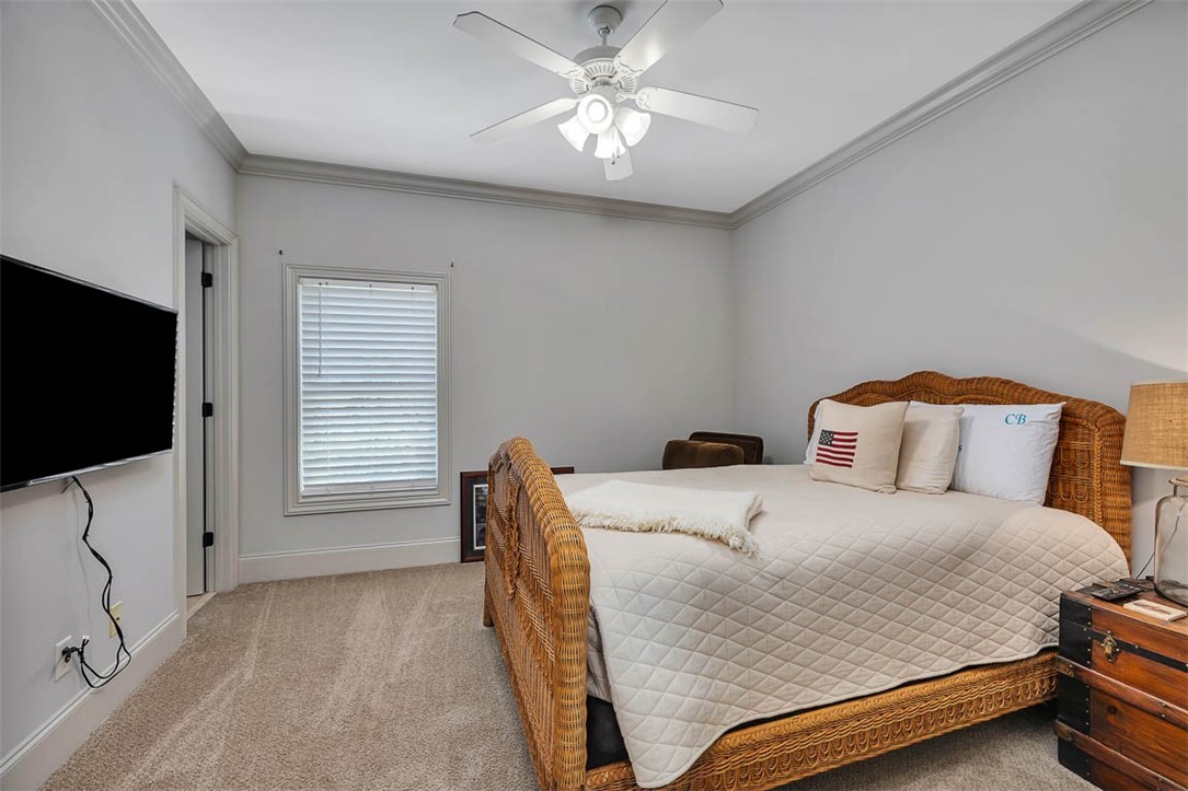 295 McIntosh Avenue St. Simons Island, GA 31522 - Photo 27 of 77 Guest bedroom