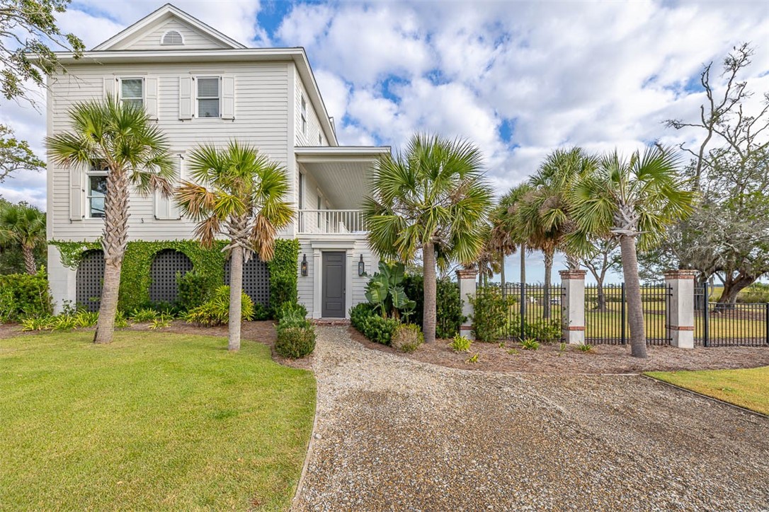 295 McIntosh Avenue St. Simons Island, GA 31522 - Photo 44 of 77