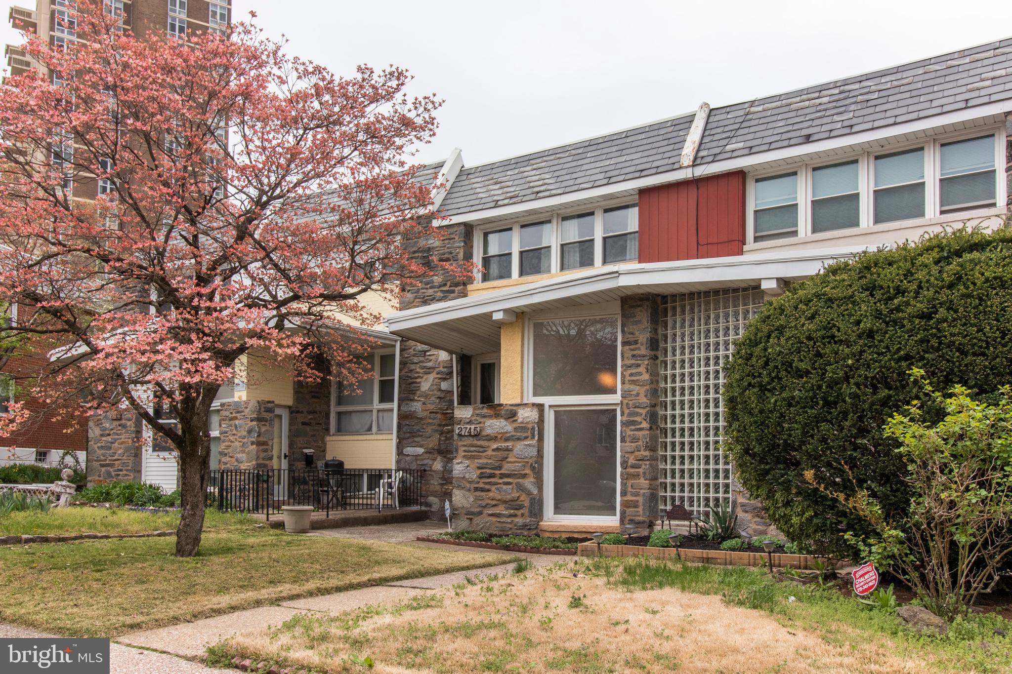 2745 East Country Club Road Philadelphia, PA 19131 - Photo 26 of 34 Front View