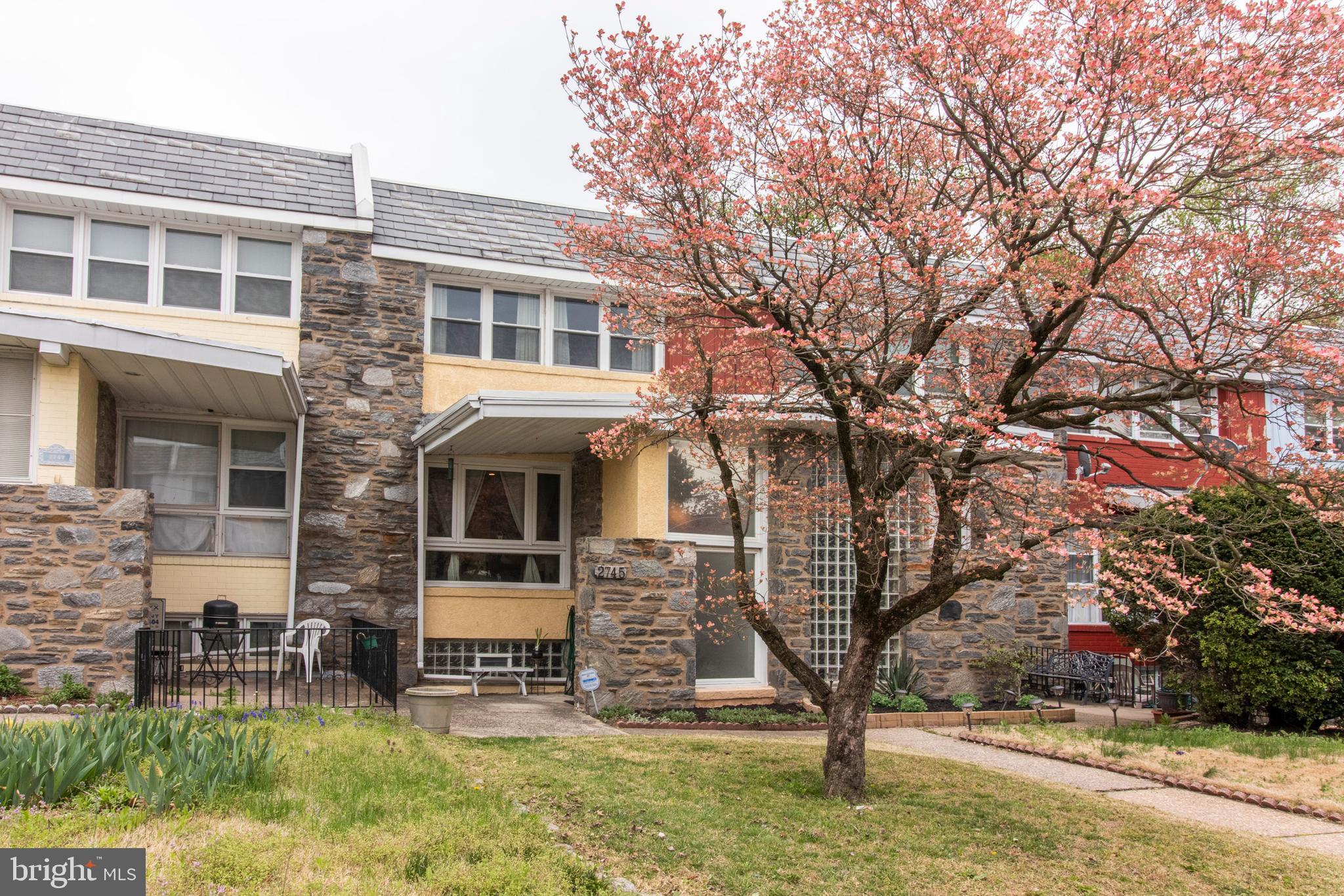 2745 East Country Club Road Philadelphia, PA 19131 - Photo 28 of 34 Front View
