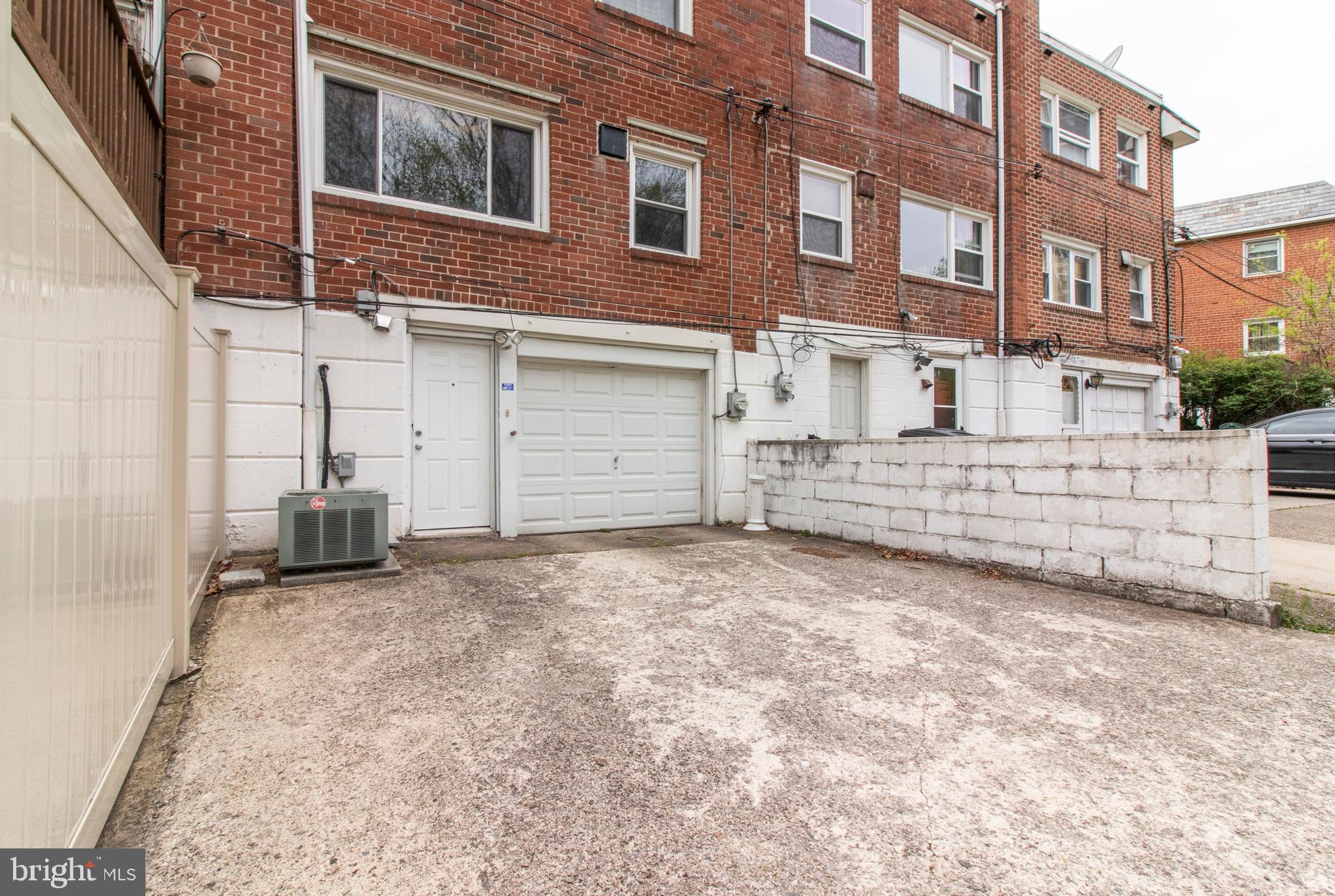 2745 East Country Club Road Philadelphia, PA 19131 - Photo 34 of 34 Back View