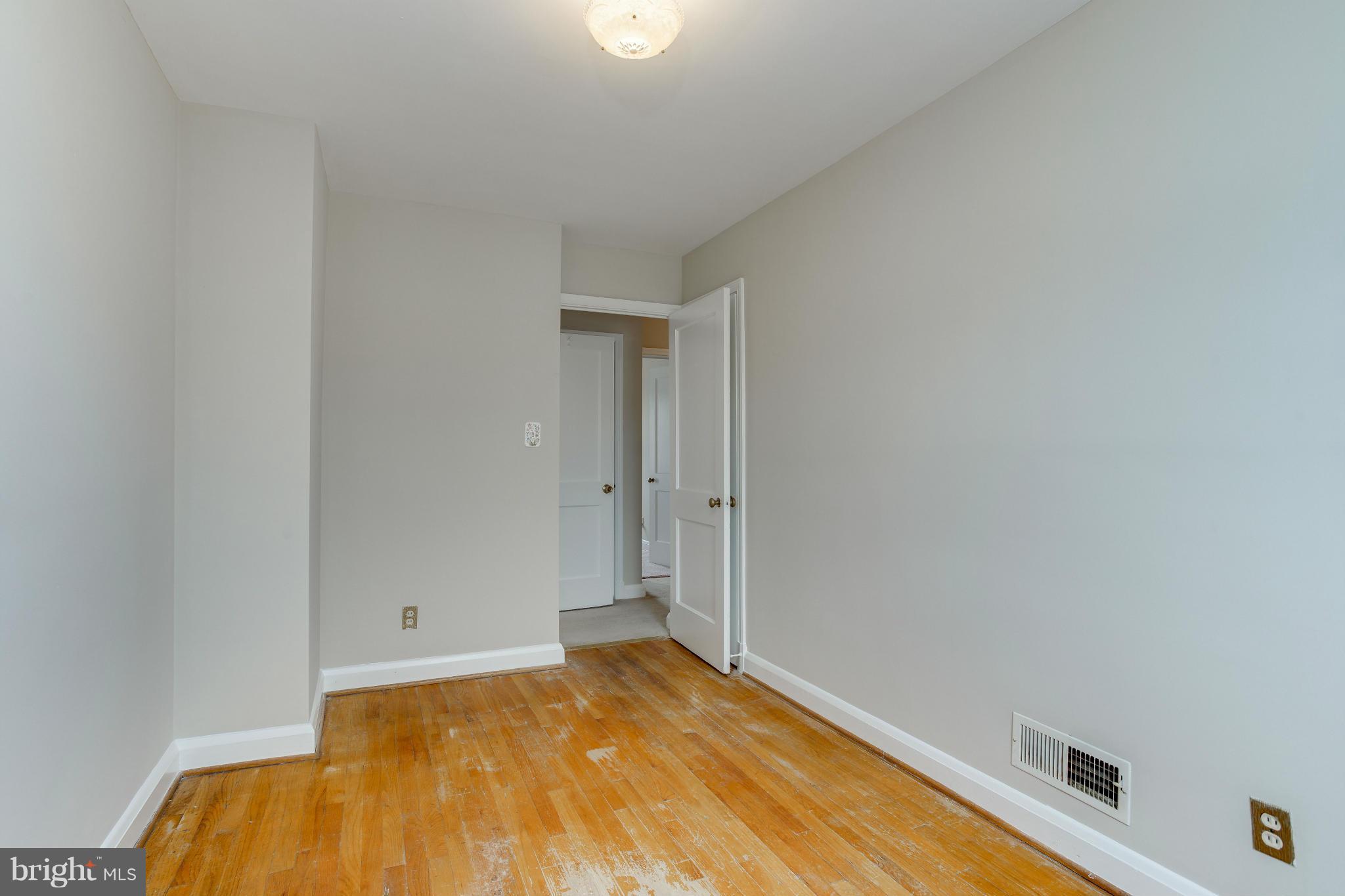 7504 Lawrence Road Baltimore, MD 21222 - Photo 15 of 24 Bedroom